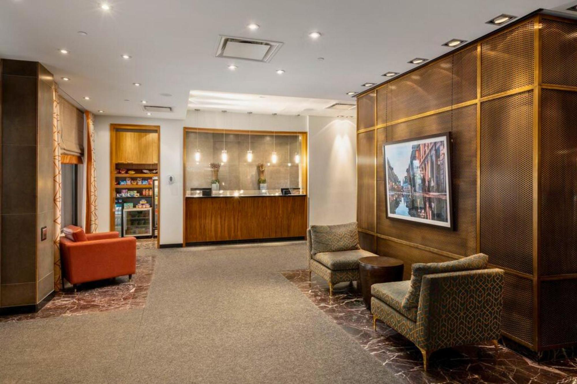 Hotel 2170 Lincoln Downtown Montreal — Photos 2